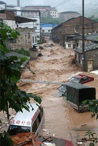 重庆史上最大暴雨是哪年「重庆26区县出现暴雨了吗」 水产渔药