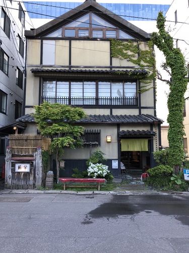 日本强硬向美说不，是真心还是作秀「日本餐厅拒中韩客人吃饭」 批发市场